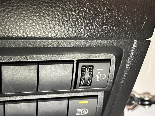 ヤリス Ｚ　ナビＴＶ　パワステ　メディアプレイヤー接続　ＥＳＣ　ＬＥＤライト　地デジテレビ　サイドエアバック　クルーズＣ　リモコンキー　オ－トエアコン　イモビ　ＡＢＳ　エアバッグ　パワーウィンドウ　ＥＴＣ（25枚目）