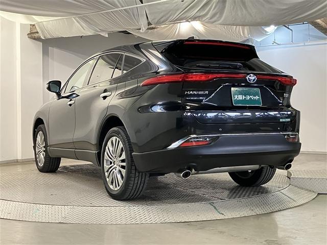 ハリアーハイブリッド Ｚ　アルミホイル　リヤカメラ　ドライブレコーダ　電動パワーシート　Ａクルコン　フルセグテレビ　ＡＵＸ　ＬＥＤライト　盗難防止装置　横滑り防止機能　ナビＴＶ　キーレス　ＥＴＣ付　スマートキー　ＡＢＳ（6枚目）