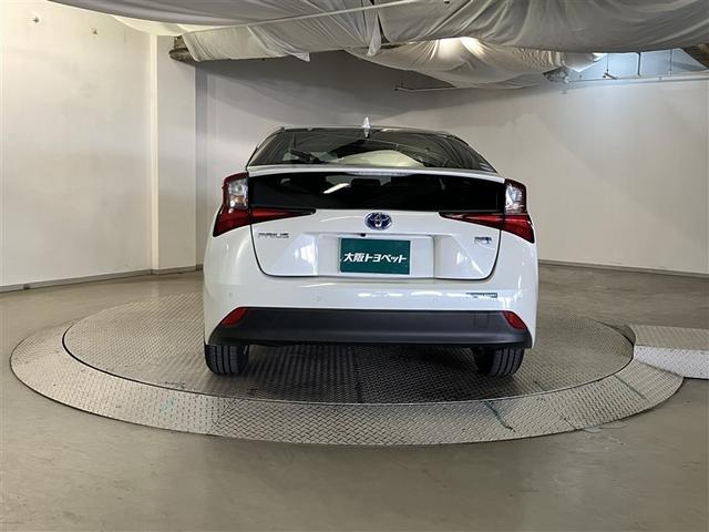 プリウス Ａ　ＬＥＤヘットライト　プリクラッシュ　カーテンエアバック　助手席エアバック　ＥＴＣ車載器　ＡＷ　ＶＳＣ　アクティブクルーズコントロール　盗難防止　キーレスエントリー　パワーステアリング　パワーウィンドウ（7枚目）