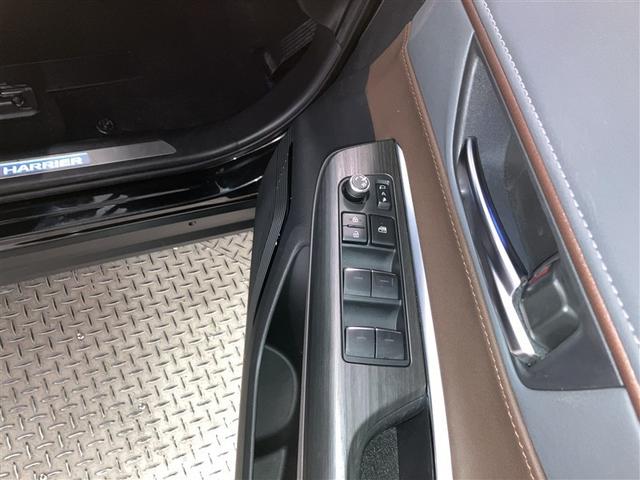 ハリアー Ｚ　イモビライザー　横滑り防止機能　助手席エアバッグ　アルミホイール　クルコン　ナビテレビ　スマートキ－　エアコン　キーレス　サイドエアバッグ　ＡＢＳ　メディアプレイヤー接続　ＥＴＣ車載器　エアバッグ機能（32枚目）