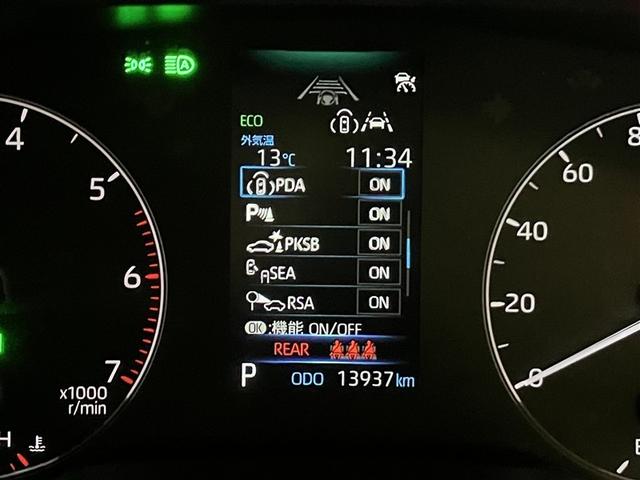 �X�^�C���b�V���ȃf�U�C���̃C���p�l�B�e����X�C�b�`�͎g���₷���ʒu�ɔz�u����Ă܂��B