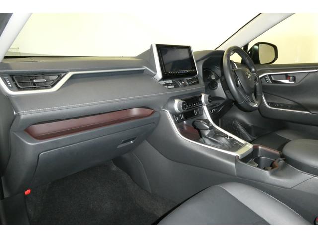 RAV4 G Zパッケージ オートエアコン 4WD 5人乗 CVT クルーズコントロール 安全装置 横滑り防止機能VSC CD メモリーナビ フルセグ パワーシート 合皮シート スマートキー TRDフルエアロ Bカメラ ETC(21枚目)