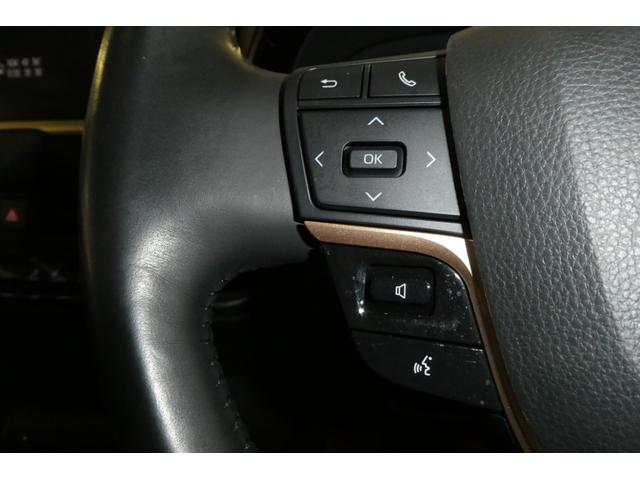クラウンクロスオーバー Gアドバンスド・レザーパッケージ オートエアコン クルーズコントロール サポカー安全装置 VSC横滑り防止機能 フルセグ TCナビ 本革 パワーシート アルミホイール LEDライト スマートキー ETC Bカメラ 4WD 5人 CVT(36枚目)
