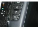 ＳＲ　Ｃパッケージ　サンル－フ　エアロ　バックモニター　オートエアコン　ＬＥＤ　横滑り防止機能　ＡＢＳ　イモビ　ＡＣ１００Ｖ電源　アルミ　ナビ＆ＴＶ　４ＷＤ　ミュージックプレイヤー接続可　３列シート　メモリーナビ　ＥＴＣ（27枚目）
