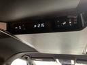 Ｚ　プレミア　アルミ　バックモニター　エアコン　ＡＣ１００　ＥＴＣ車載器　パノラマルーフ　電動シート　ＬＥＤヘッド　盗難防止装置　ダブルエアコン　本革シート　スマートキー　エアバッグ　キーレス　３列シート　ＡＢＳ付（53枚目）