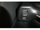 Gアドバンスド・レザーパッケージ オートエアコン クルーズコントロール サポカー安全装置 VSC横滑り防止機能 フルセグ TCナビ 本革 パワーシート アルミホイール LEDライト スマートキー ETC Bカメラ 4WD 5人 CVT(42枚目)