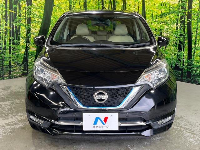 ノート e-パワー メダリスト 純正ナビ 全周囲カメラ エマージェンシーブレーキ レザー調シート ドラレコ スマートキー LEDヘッドライト デジタルインナーミラー オートライト 純正15インチAW Bluetooth再生(14枚目)