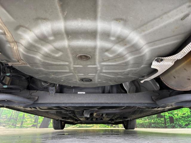 ノート e-パワー メダリスト 純正ナビ 全周囲カメラ エマージェンシーブレーキ レザー調シート ドラレコ スマートキー LEDヘッドライト デジタルインナーミラー オートライト 純正15インチAW Bluetooth再生(18枚目)