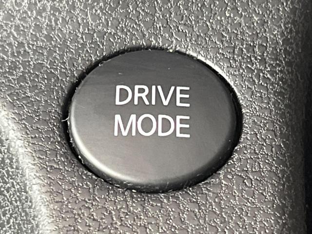 ノート e-パワー メダリスト 純正ナビ 全周囲カメラ エマージェンシーブレーキ レザー調シート ドラレコ スマートキー LEDヘッドライト デジタルインナーミラー オートライト 純正15インチAW Bluetooth再生(35枚目)