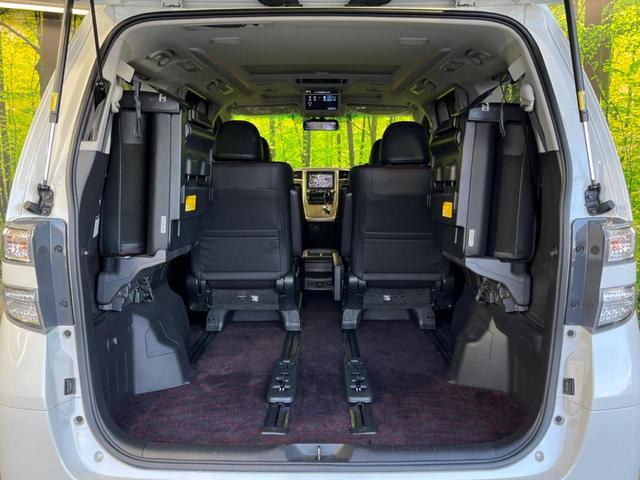 ヴェルファイア 2.4Z ゴールデンアイズ 後期 7人乗 サンルーフ 両側電動スライド 純正ナビ 後席モニター バックカメラ パワーバックドア ハーフレザーシート スマートキー HIDヘッドライト ETC クルコン オートライト(11枚目)