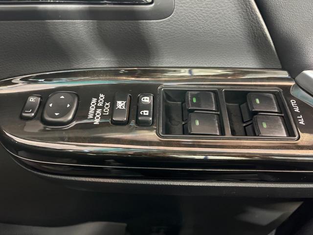 ヴェルファイア 2.4Z ゴールデンアイズ 後期 7人乗 サンルーフ 両側電動スライド 純正ナビ 後席モニター バックカメラ パワーバックドア ハーフレザーシート スマートキー HIDヘッドライト ETC クルコン オートライト(45枚目)