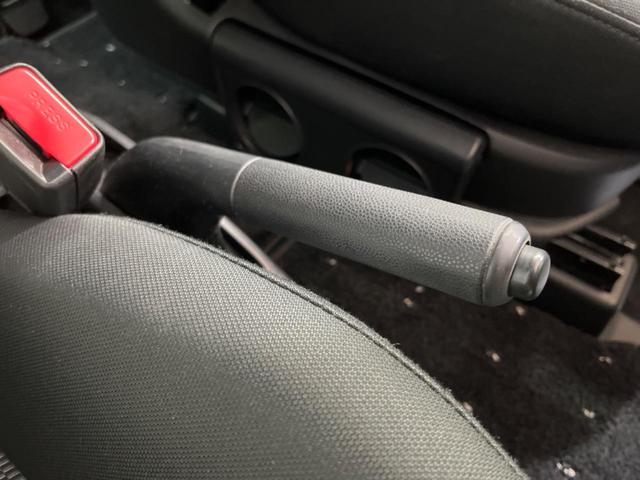 プレマシー ２０ＣＳ　両側電動スライド　純正ナビ　バックカメラ　ＥＴＣ　スマートキー　電動格納ミラー（28枚目）