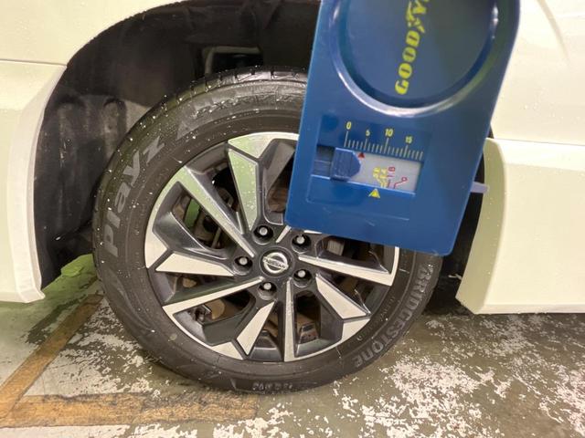 セレナ ハイウェイスターＶ　後期　両側電動スライド　全周囲カメラ　ドライブレコーダー　スマートキー　ＬＥＤヘッドライト　ＥＴＣ　クルコン　オートライト　Ｂｌｕｅｔｏｏｔｈ再生　フルセグ　ＬＥＤフォグライト（48枚目）