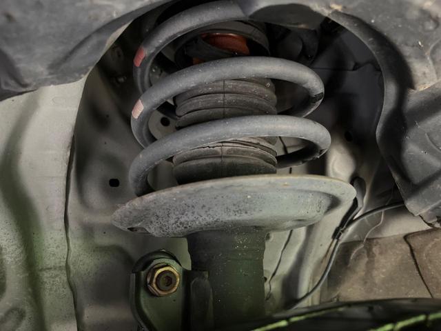 アクア Ｇ　純正ナビ　バックカメラ　クルコン　ＥＴＣ　スマートキー　オートライト　ＬＥＤヘッド　Ｂｌｕｅｔｏｏｔｈ接続　地デジ　アイドリングストップ　電動格納ミラー（19枚目）