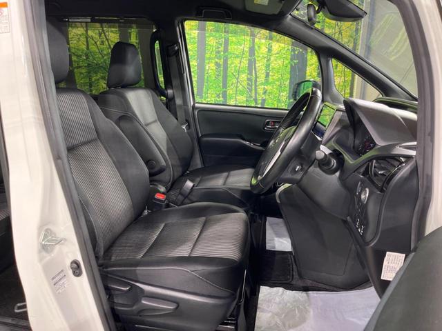 ヴォクシー ＺＳ　煌ＩＩ　両側電動スライド　ＳＤナビ　バックカメラ　フリップダウン　トヨタセーフティセンス　スマートキー　ＬＥＤヘッド　ＥＴＣ　クルコン　オートライト　Ｂｌｕｅｔｏｏｔｈ接続　地デジ（8枚目）