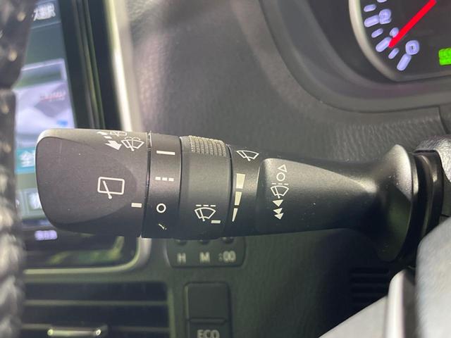 ヴォクシー Ｖ　両側電動スライド　純正９型ナビ　トヨタセーフティセンス　バックカメラ　クルコン　ＥＴＣ　スマートキー　オートハイビーム　ＬＥＤヘッド　車線逸脱警報　アイドリングストップ　Ｂｌｕｅｔｏｏｔｈ接続　地デジ（31枚目）