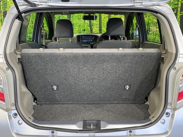 ���i�̂���������ʋ΁A���}���ɏ\���ȉ׎��X�y�[�X���m�ۂ��Ă���܂��B�Z�J���h�V�[�g��|���ƁA�傫�ȉו��̐ύڂ��\�ł���