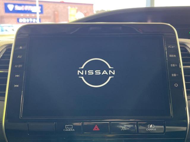 セレナ ｅ－パワー　ハイウェイスターＶ　純正ナビ１０インチ　フリップダウンモニター　プロパイロット　アラウンドビューモニター　デジタルインナーミラー　両側電動スライドドア（3枚目）