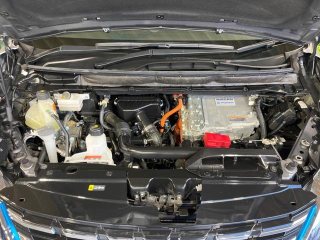 セレナ ｅ－パワー　ハイウェイスターＶ　純正ナビ１０インチ　フリップダウンモニター　プロパイロット　アラウンドビューモニター　デジタルインナーミラー　両側電動スライドドア（19枚目）