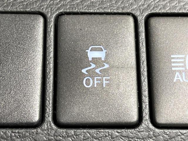 ハリアー プレミアム　アドバンスドパッケージ　モデリスタエアロ　ＪＢＬサウンドシステム　純正ナビ　全周囲カメラ　トヨタセーフティセンス　レーダークルーズ　パワーシート　ＬＥＤヘッド　オートハイビーム　ＥＴＣ　スマートキー　パワーバックドア（28枚目）