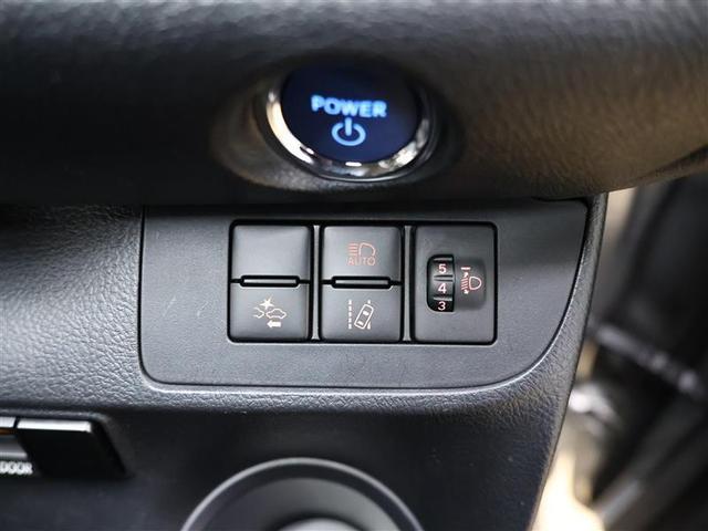 シエンタ ハイブリッド　ファンベースＸ　ワンセグ　メモリーナビ　バックカメラ　衝突被害軽減システム　ＥＴＣ　電動スライドドア　ウオークスルー　ワンオーナー　ＰＫＳＢ　クリアランスソナー　オートマチックハイビーム　１５００Ｗ（8枚目）