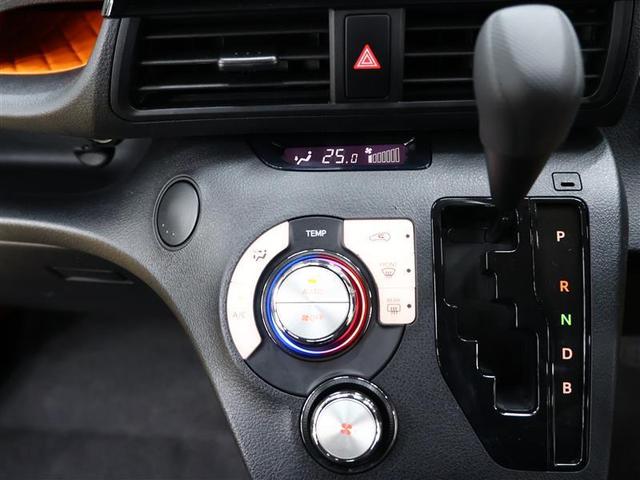 シエンタ ハイブリッド　ファンベースＸ　ワンセグ　メモリーナビ　バックカメラ　衝突被害軽減システム　ＥＴＣ　電動スライドドア　ウオークスルー　ワンオーナー　ＰＫＳＢ　クリアランスソナー　オートマチックハイビーム　１５００Ｗ（17枚目）