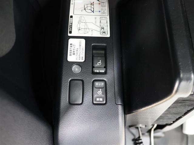 エスクァイア XiクルマイススロープT1 福祉車両 フルセグ メモリーナビ DVD再生 バックカメラ 衝突被害軽減システム ETC 電動スライドドア LEDヘッドランプ ウオークスルー 乗車定員7人 3列シート ワンオーナー(25枚目)