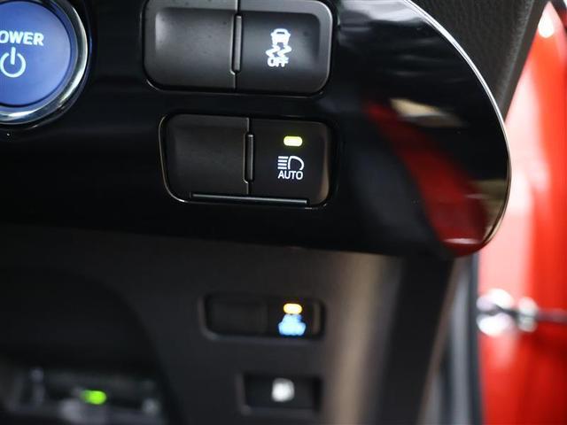 プリウス Ｓツーリングセレクション　ワンセグ　メモリーナビ　バックカメラ　衝突被害軽減システム　ＥＴＣ　ＬＥＤヘッドランプ　ワンオーナー（8枚目）