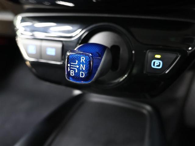 プリウス Ｓツーリングセレクション　ワンセグ　メモリーナビ　バックカメラ　衝突被害軽減システム　ＥＴＣ　ＬＥＤヘッドランプ　ワンオーナー（17枚目）