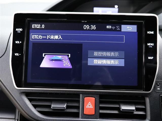 ノア ハイブリッドＳｉ　ダブルバイビーＩＩＩ　フルセグ　メモリーナビ　ＤＶＤ再生　バックカメラ　衝突被害軽減システム　ＥＴＣ　両側電動スライド　ＬＥＤヘッドランプ　乗車定員７人　３列シート　ワンオーナー（10枚目）