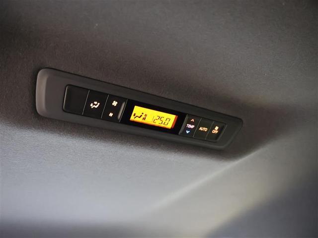 ノア ハイブリッドＳｉ　ダブルバイビーＩＩＩ　フルセグ　メモリーナビ　ＤＶＤ再生　バックカメラ　衝突被害軽減システム　ＥＴＣ　両側電動スライド　ＬＥＤヘッドランプ　乗車定員７人　３列シート　ワンオーナー（21枚目）