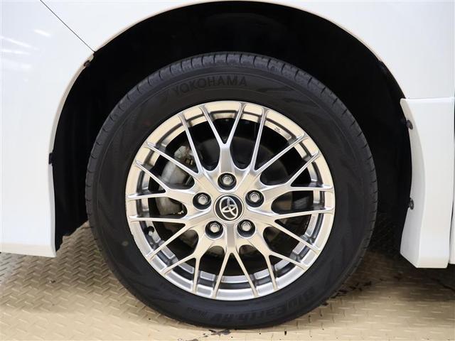 ノア ハイブリッドＳｉ　ダブルバイビーＩＩＩ　フルセグ　メモリーナビ　ＤＶＤ再生　バックカメラ　衝突被害軽減システム　ＥＴＣ　両側電動スライド　ＬＥＤヘッドランプ　乗車定員７人　３列シート　ワンオーナー（27枚目）