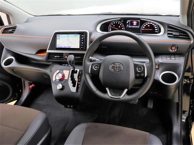 シエンタ Ｇ　クエロ　フルセグ　メモリーナビ　ＤＶＤ再生　後席モニター　バックカメラ　衝突被害軽減システム　ＰＫＳＢ　ＥＴＣ　両側電動スライド　ＬＥＤヘッドランプ　ウオークスルー　乗車定員７人　３列シート　ワンオーナー（6枚目）