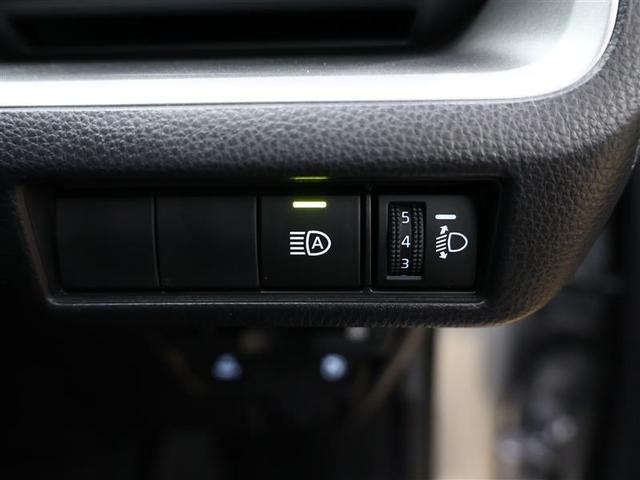 プリウス Ｘ　フルセグ　メモリーナビ　ＤＶＤ再生　バックカメラ　衝突被害軽減システム　ＰＫＳＢ　ＢＳＭ　ＥＴＣ２．０　ＬＥＤヘッドランプ　ワンオーナー　給電機１５００Ｗ（10枚目）