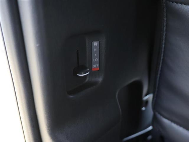 ハイエースバン スーパーＧＬ　ダークプライムＩＩ　フルセグ　メモリーナビ　ＤＶＤ再生　バックカメラ　衝突被害軽減システム　ＰＫＳＢ　ＥＴＣ　ＬＥＤヘッドランプ　ワンオーナー　ディーゼル　クリアランスソナー（20枚目）