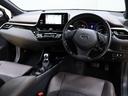 Ｃ－ＨＲ Ｇ　フルセグ　メモリーナビ　ＤＶＤ再生　バックカメラ　衝突被害軽減システム　ＥＴＣ　ドラレコ　ＬＥＤヘッドランプ　フルエアロ（5枚目）