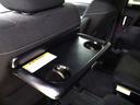 助手席シートバックテーブル（カップホルダー２個付）です