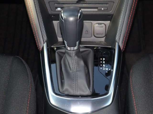 ＤＣＴ、ＣＶＴ、従来型のＡＴなど、すべてのトランスミッションの利点を集約し、ロックアップ領域を大幅に拡大し伝達効率の向上とマニュアルトランスミッションのようなダイレクト感を実現した自社製ＡＴです。