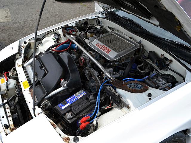 サバンナＲＸ－７ ＧＴ－Ｒ　元色ホワイト　社外ＬＳＤ　車高調　マフラー　フルバケシート　デフィ追加メーター　ＡＴからＭＴ載せ替え公認車　ロールバー　ブローオフ　エアクリ　ＫＯＹＯラヂエター（24枚目）