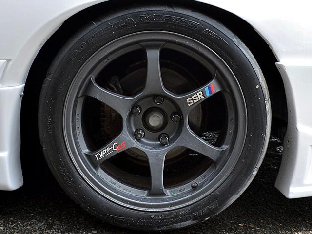 サバンナＲＸ－７ ＧＴ－Ｒ　元色ホワイト　社外ＬＳＤ　車高調　マフラー　フルバケシート　デフィ追加メーター　ＡＴからＭＴ載せ替え公認車　ロールバー　ブローオフ　エアクリ　ＫＯＹＯラヂエター（26枚目）