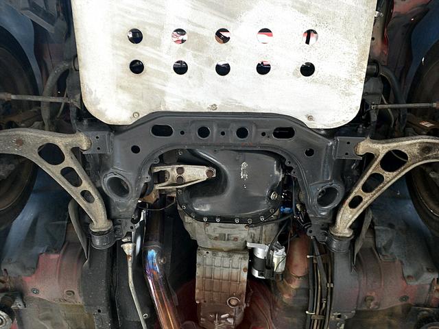 サバンナＲＸ－７ ＧＴ－Ｘ　前後オーバーフェンダー　社外タービン　ＬＩＮＫ　ＥＣＵ　ＬＳＤ　ブリッドシート　ＥＲＣ３００キロメーター　ＨＫＳハイパーＭＡＸ車高調　ＨＫＳ　Ｖマウント　追加メーター　ブーストコントローラー（35枚目）