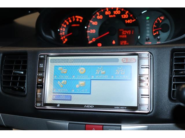 カスタム　Ｘリミテッド　ナビ　ＴＶ　ＨＩＤ　スマートキー　ベンチシート　ＣＶＴ　盗難防止システム　ＡＢＳ　ＣＤ　ＤＶＤ再生　アルミホイール　衝突安全ボディ　エアコン　パワーステアリング　パワーウィンドウ(4枚目)