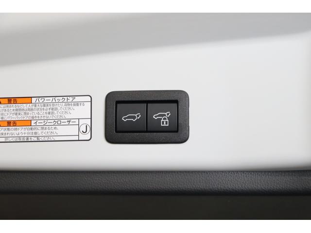 カローラクロス ハイブリッド　Ｚ　全周囲カメラ　クリアランスソナー　クルーズコントロール　レーンアシスト　パワーシート　パークアシスト　衝突被害軽減システム　サンルーフ　ナビ　ＴＶ　オートマチックハイビーム　ＬＥＤヘッドランプ（35枚目）