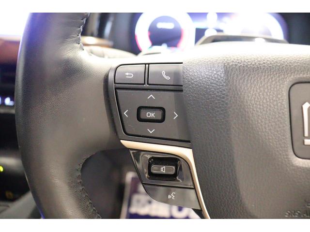 クラウンクロスオーバー ＲＳアドバンスド　４ＷＤ　ドライブレコーダー　全周囲カメラ　クルーズコントロール　レーンアシスト　パワーシート　衝突被害軽減システム　サンルーフ　ナビ　ＴＶ　ＬＥＤヘッドランプ　電動リアゲート　アルミホイール（8枚目）