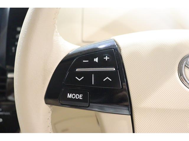 エスティマ アエラス　ＥＴＣ　バックカメラ　ナビ　オートクルーズコントロール　両側電動スライドドア　ＨＩＤ　スマートキー　３列シート　オットマン　ＣＶＴ　アルミホイール　ＣＤ　盗難防止システム　衝突安全ボディ　ＡＢＳ（10枚目）