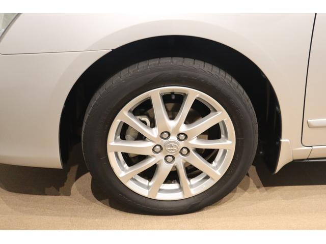プレミオ ２．０Ｇ　スペリア　ドライブレコーダー　オートクルーズコントロール　バックカメラ　ナビ　ＴＶ　アルミホイール　ＨＩＤ　ＣＶＴ　シートヒーター　スマートキー　電動格納ミラー　盗難防止システム　パワーシート　革シート　ＣＤ（18枚目）