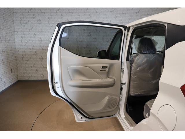 eKワゴン M バックカメラ クリアランスソナー レーンアシスト 衝突被害軽減システム キーレスエントリー アイドリングストップ 電動格納ミラー シートヒーター ベンチシート CVT 盗難防止システム ABS ESC(21枚目)