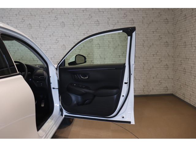 ZR-V Z ドライブレコーダー 全周囲カメラ クリアランスソナー クルーズコントロール レーンアシスト パワーシート 衝突被害軽減システム ナビ TV オートライト LEDヘッドランプ 電動リアゲート(35枚目)