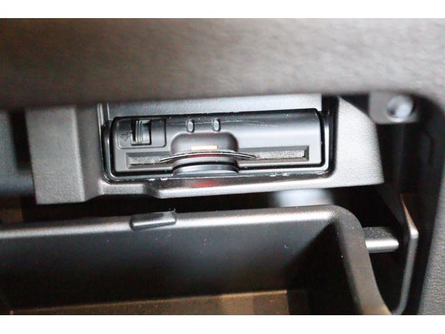 セレナ ハイウェイスター ETC 全周囲カメラ ナビ TV オートクルーズコントロール パークアシスト 衝突被害軽減システム 両側電動スライドドア スマートキー アイドリングストップ 3列シート CVT アルミホイール CD(10枚目)