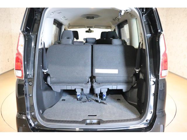 セレナ ハイウェイスター ETC 全周囲カメラ ナビ TV オートクルーズコントロール パークアシスト 衝突被害軽減システム 両側電動スライドドア スマートキー アイドリングストップ 3列シート CVT アルミホイール CD(19枚目)